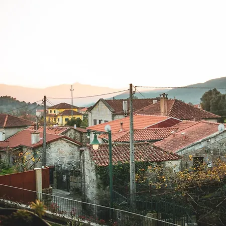 Casa Serra De *